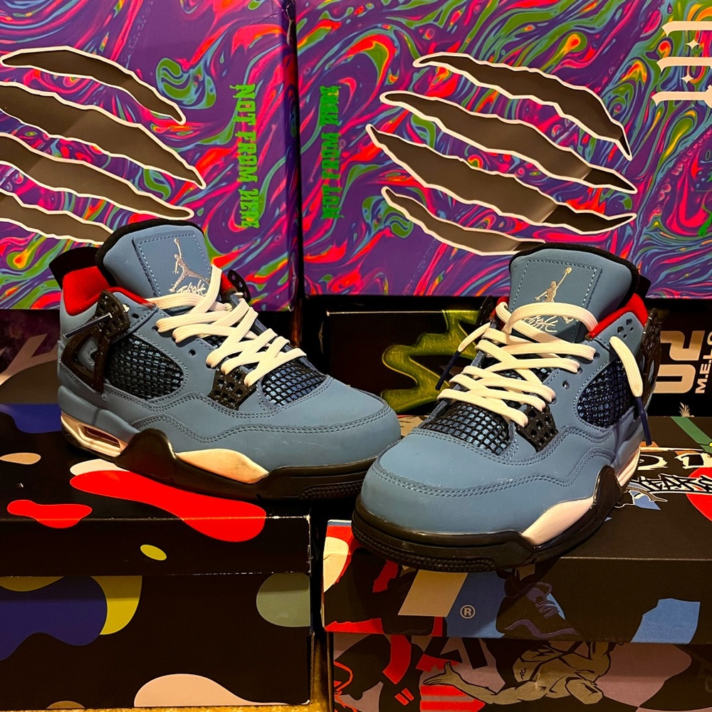 Jordan 4 Retro
Travis Scott Cactus Jack Youth boys size 8 🔥🔥